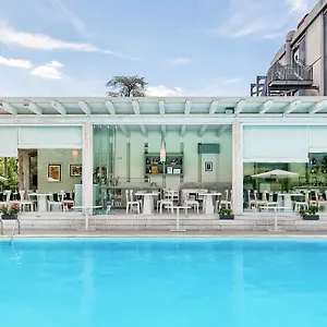 4* Szálloda Italiana
